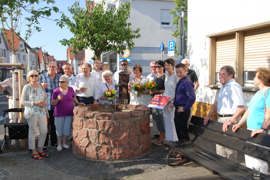 2014_06_12_Brunnen_Gruppenbild